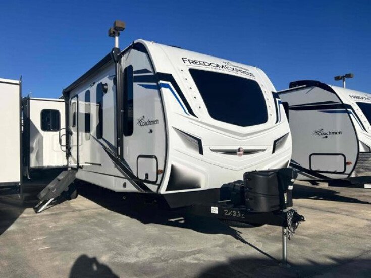 Thumbnail Photo undefined for New 2023 Coachmen Freedom Express 324RLDSLE